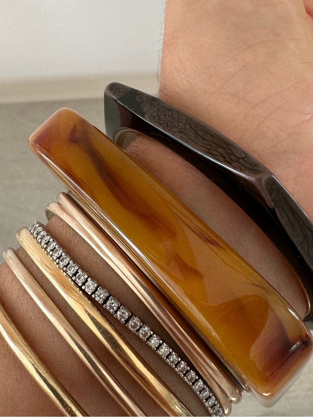 Beautiful Chunky Bakelite Bangle